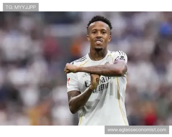 马卡报道：米利唐左脚踝受伤需进一步检查确认伤势严重程度