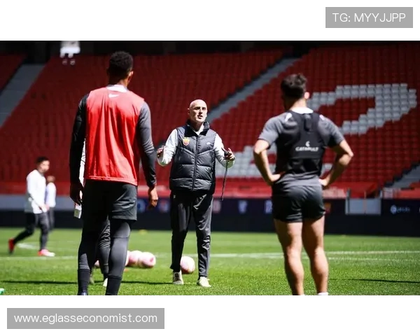 穆斯卡特坦言球队仍有提升空间呼吁全员反思努力迎接未来挑战